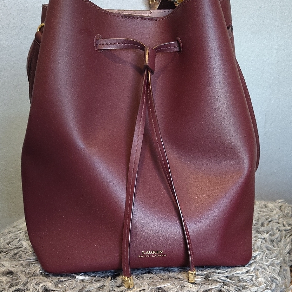 Authentic Original Vintage Style Brown Shoulder Bag with Classic Design